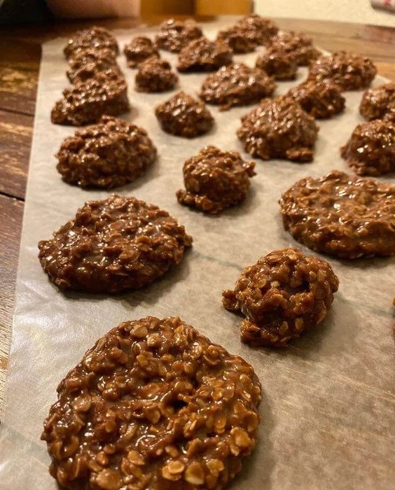 CHOCOLATE PEANUT BUTTER NO BAKE COOKIES Cookiecook