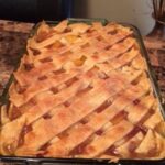 HOT PEACH COBBLER RIGHT OUT OF THE OVEN Copie