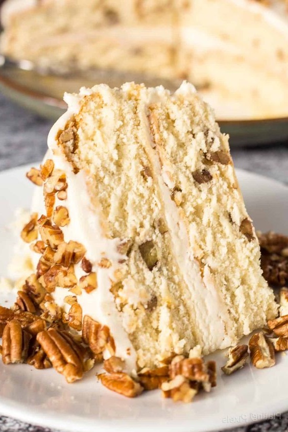 Butter Pecan Cake with Buttercream Frosting Copie