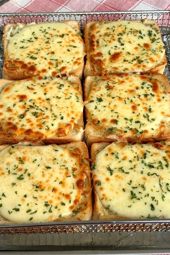 Easy Cheesy Texas Toast Copie