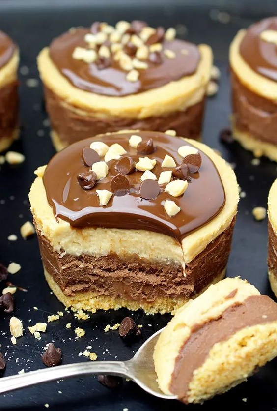 No Bake Chocolate Peanut Butter Mini Cheesecake Copie
